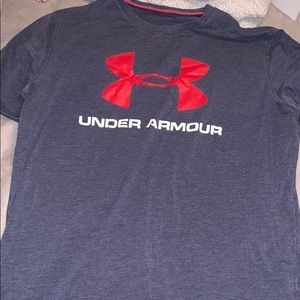 Under armour short sleeve shirt